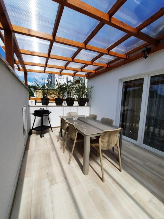 Njivice, Otok Krk, Apartman Dora 외부 사진