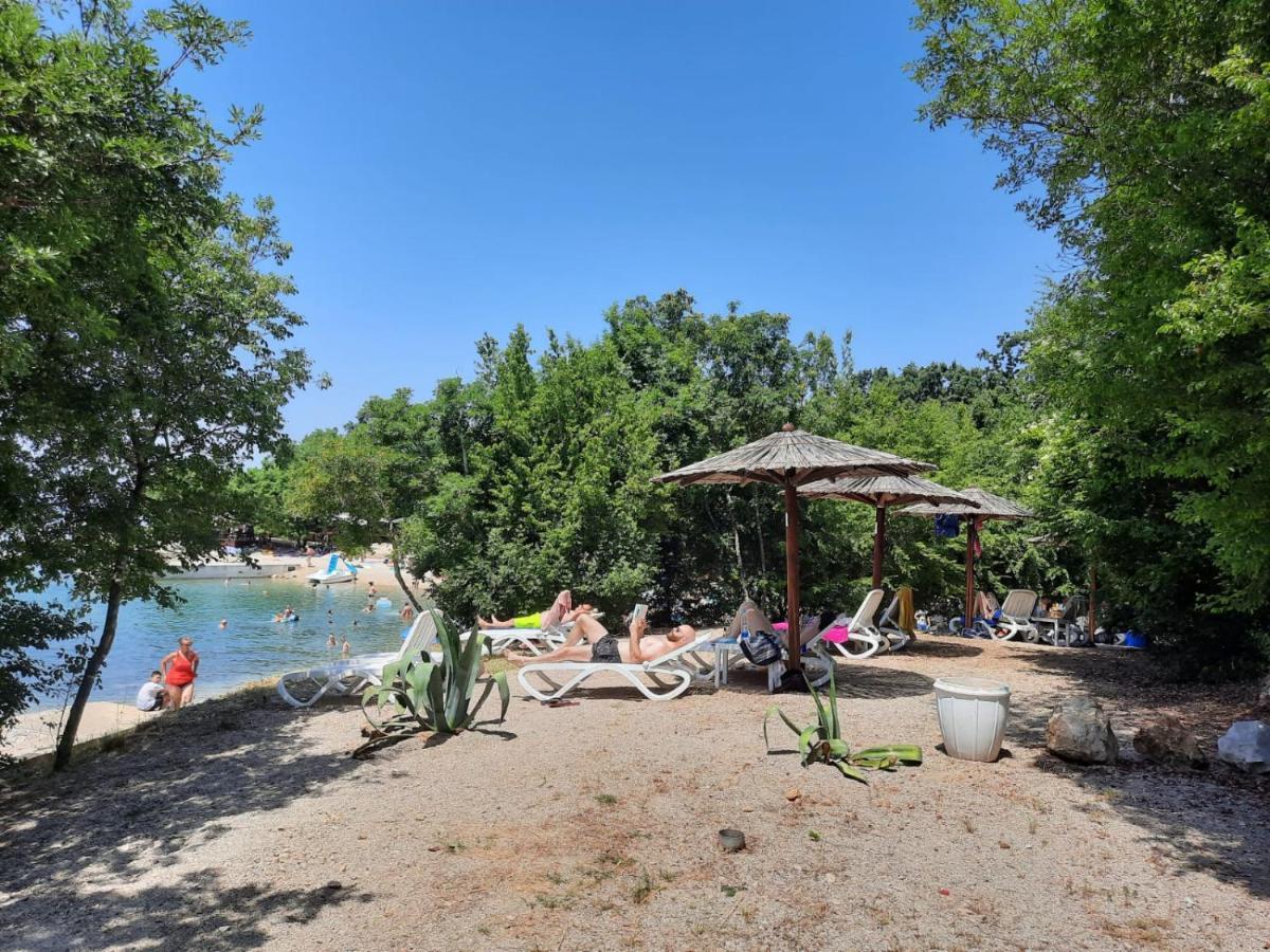 Njivice, Otok Krk, Apartman Dora 외부 사진