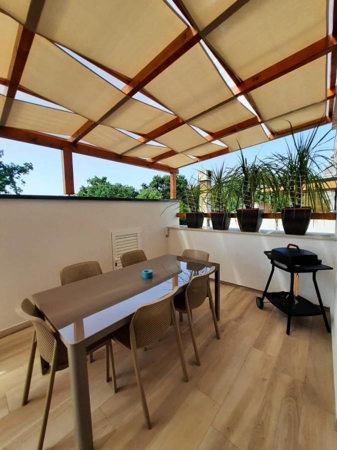 Njivice, Otok Krk, Apartman Dora 외부 사진